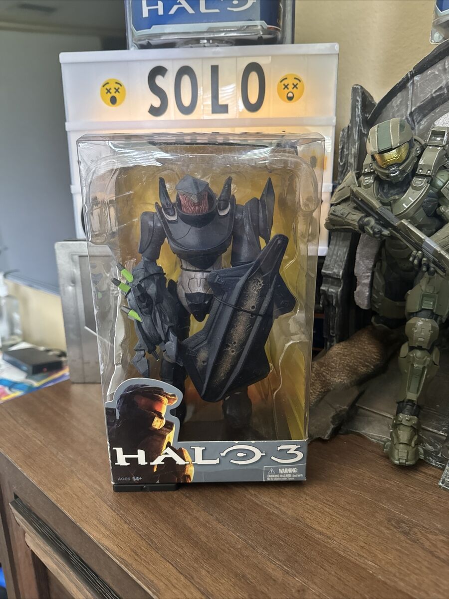 McFarlane Toys Halo 3 Hunter Deluxe Figure- New - Sealed McFarlane Toys Halo 3 Hunter Deluxe Figure- New - Sealed
