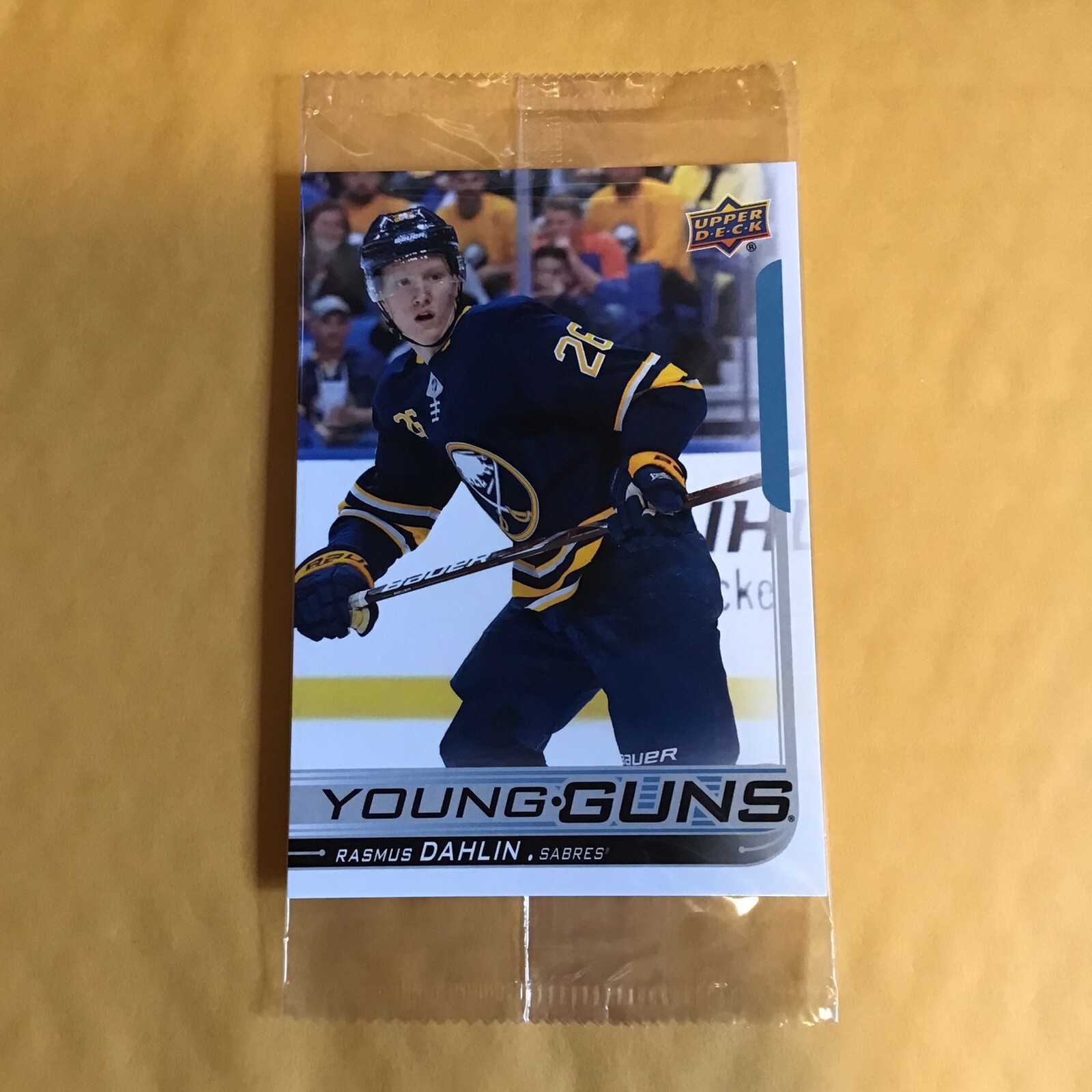 2018-19 Upper Deck Series 1 Young Guns Jumbo Rasmus Dahlin Oversized 201 Rookie