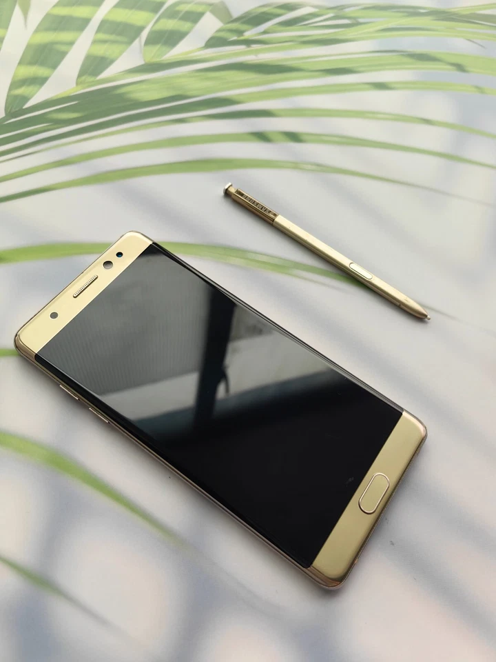 Samsung Galaxy Note 7 FE (Unlocked)-64 GB-Various Colors & Functional & Great - Image 3 of 4