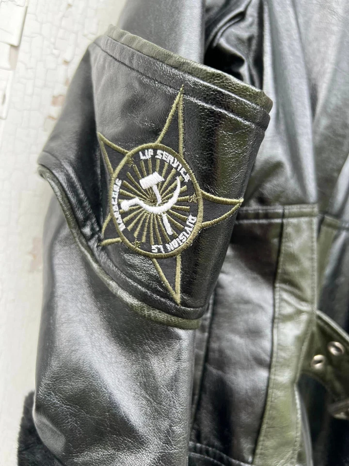 Abrigo de vinilo plisado Lip Service Division XXL negro verde raro vintage como está Foto 2 de 4