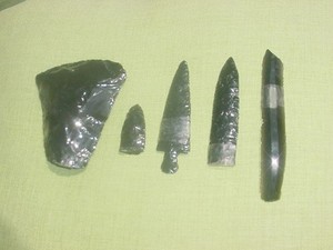 collection of obsidian stone tools american southwest AZ,NM shaman spear X5 tool