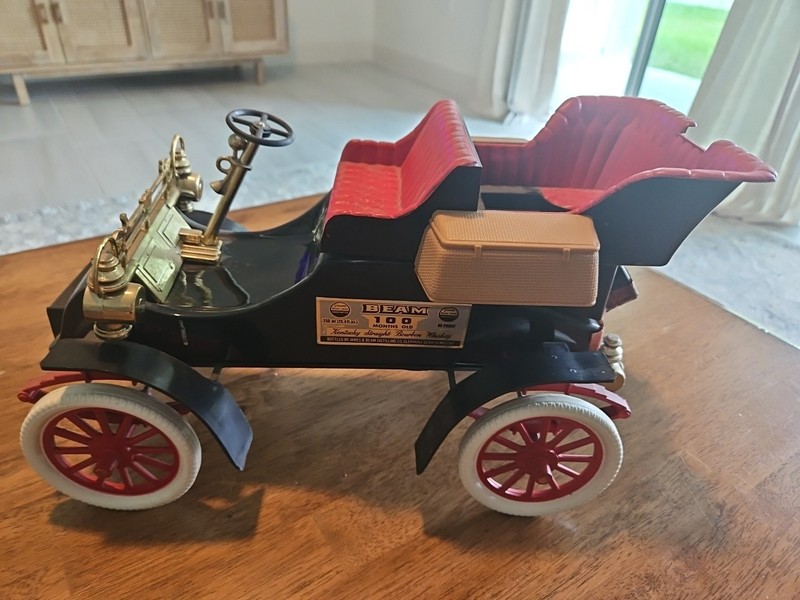 Vintage Jim Beam 1903 Ford Model A Black Car Whiskey Decanter 1978 Empty