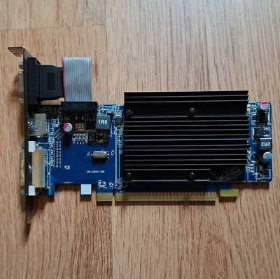ATI Radeon HD 6450 1GB DDR3 PCIe Grafikkarte DVI-D HDMI VGA HDCP