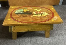 Foot Stool Wood Folk Art Pig Farmhouse Country Hand Painted Footstool Bench 1994