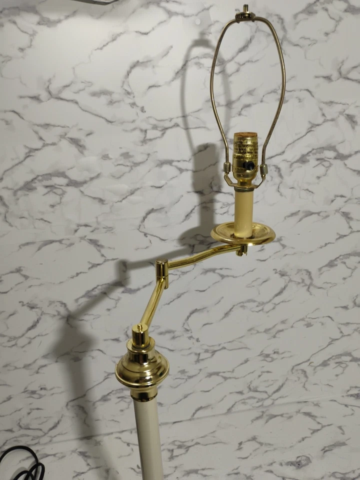 Lámpara de mesa de escritorio Stiffel de latón blanco de 28" brazo oscilante con rígido sin pantalla probada  Foto 4 de 4