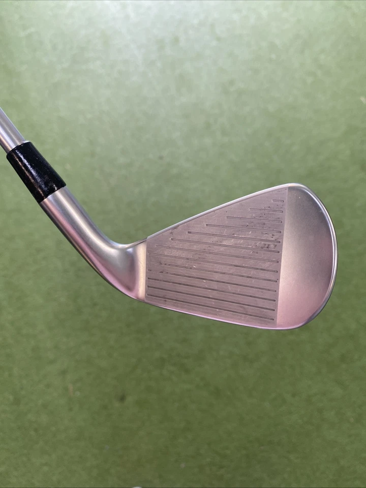 Used LH Srixon ZXiU 23* 4 Iron Harrison Striped Graphite Regular Flex - Image 4 of 4