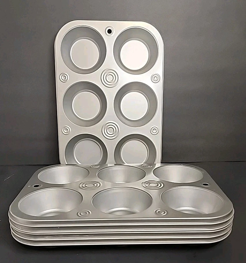 NWOT Set Of 6 Muffin Pans 6 Cups Each Pan Unbranded
Opens in a new window or tab