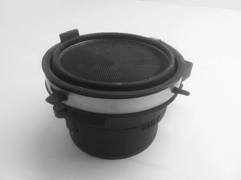 Used Fuel Injection Air Flow Meter fits: 2007 Chevrolet Silverado 1500 pickup  G - Image 3 of 3