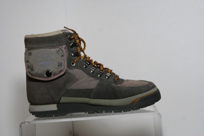 kangaroo hiking boots