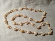 Vintage Shell Necklace 36 Inch Pull Over