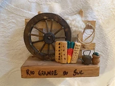 Hand painted Rio Grande do Sul Keepsake NWOT from Brazil wheel, rope, herba mate