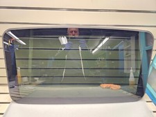 2005-2010 Chrysler 300 Sunroof Moonroof Glass Motorized Retractible Assembly 2005-2010 Chrysler 300 Sunroof Moonroof Glass Motorized Retractible Assembly