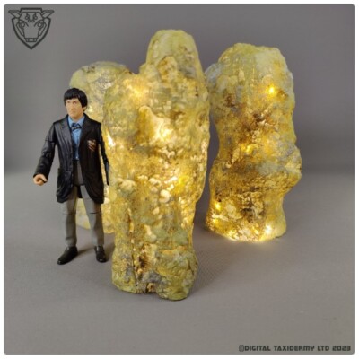 Dr Who - Ogri - 28mm + Display Model SciFi Retro TV