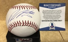 DELLIN BETANCES NEW YORK YANKEES   SIGNED M.L.  BASEBALL  BECKETT AUTHENTICATION
