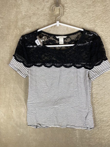 H&M Casual T-Shirt Tee Top Size M Womens Black Striped Short Sleeve