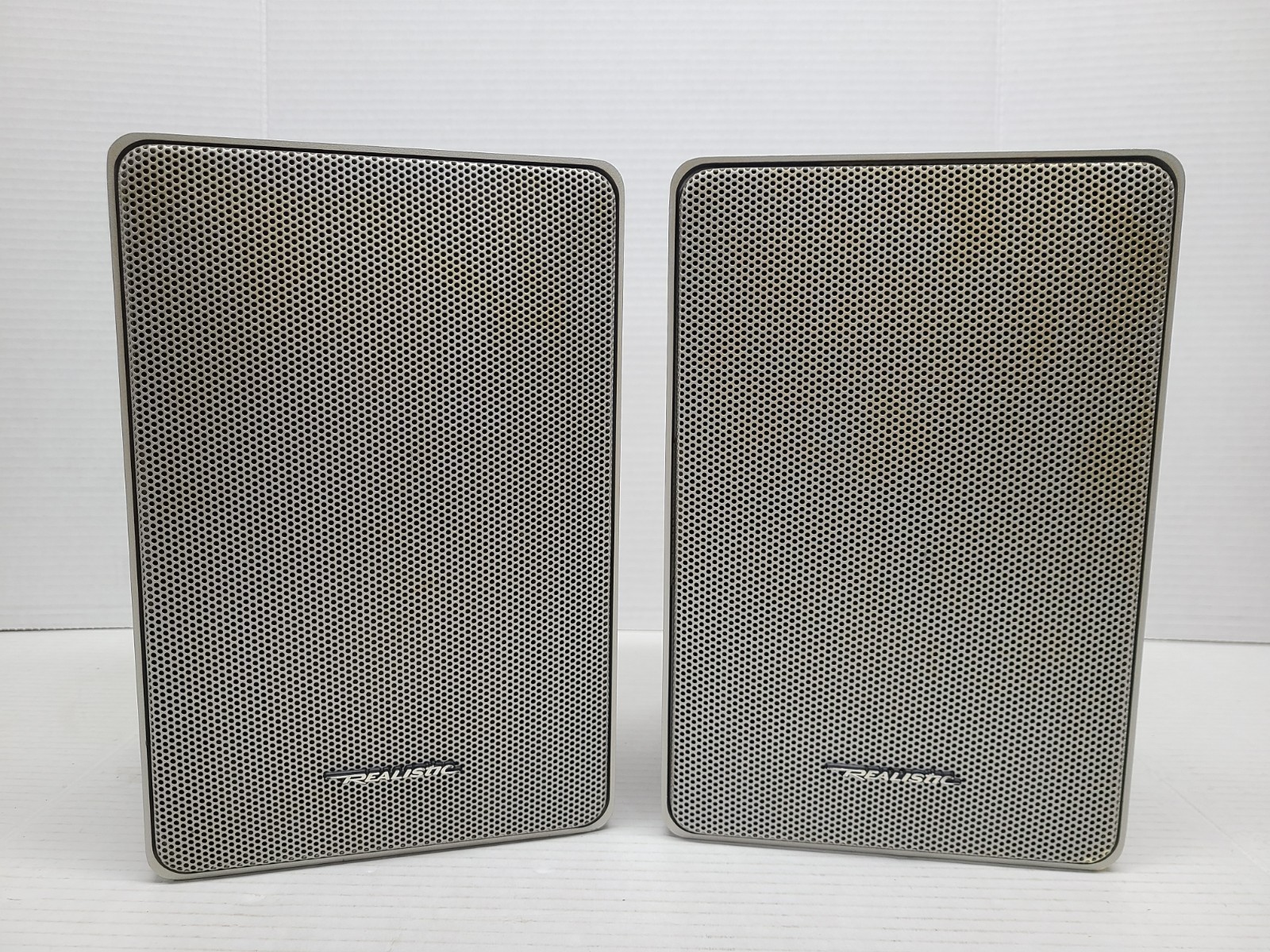 Realistic MINIMUS-11 vintage audio equipment - eBay listing photo 2