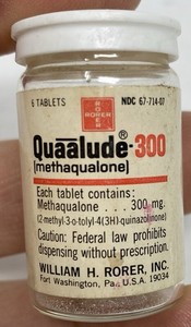 1974 Quaalude 300 Empty Glass 6 Tablet Original Sample Bottle