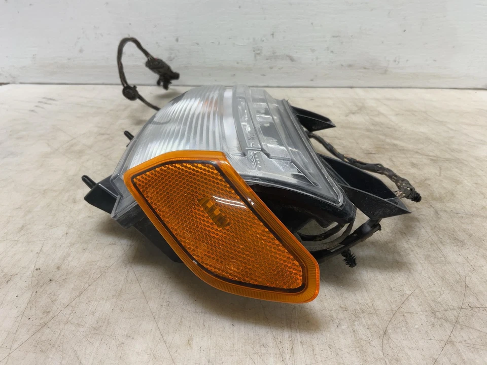 Jeep JT Gladiator OEM Driver Left Headlight Halogen 55112873AE 2020-2023 060840 - Image 2 of 4