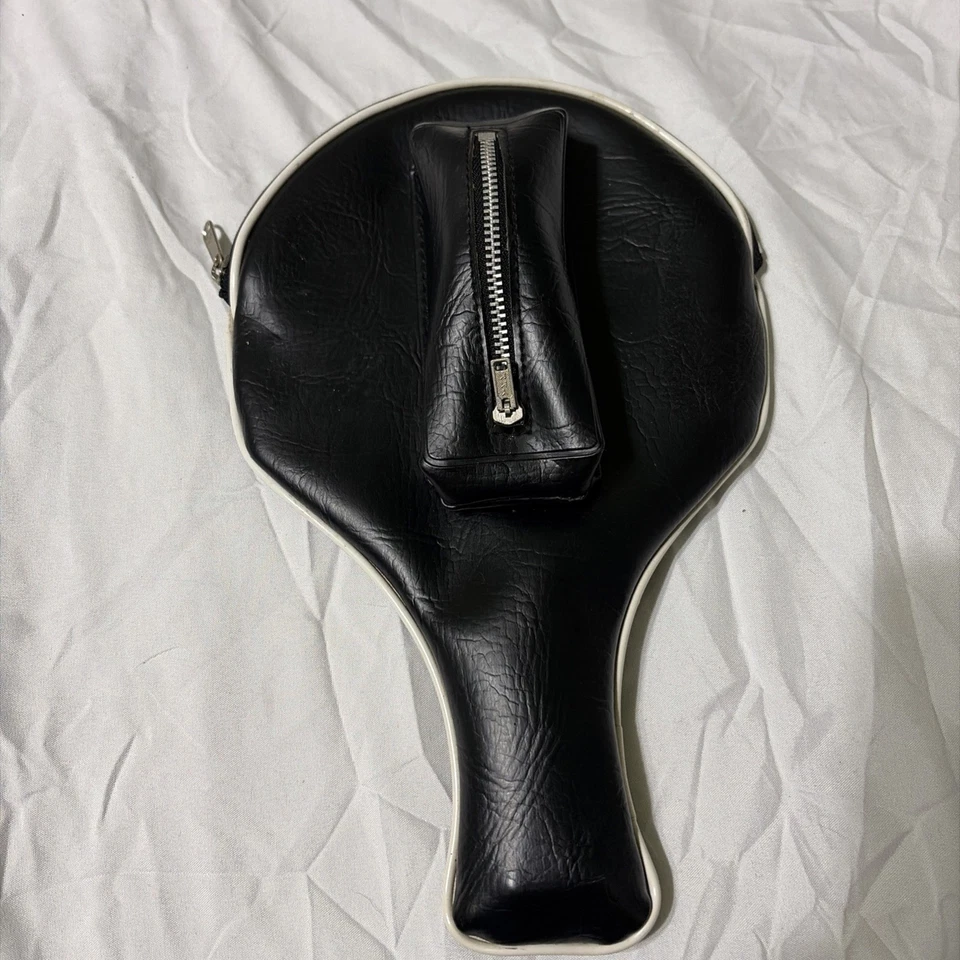   Butterfly Table Tennis Racket Paddle Yuki Style in bad condition W good Case  - Image 3 of 4