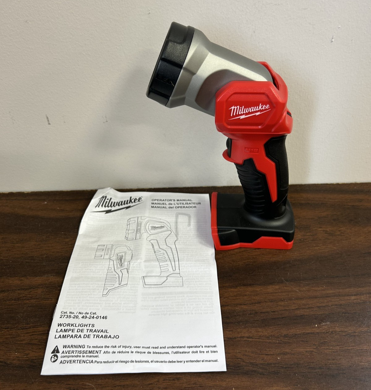 Milwaukee Tool 2735-20 M18 Work Light (Tool Only)