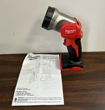 Milwaukee Tool 2735-20 M18 Work Light (Tool Only)