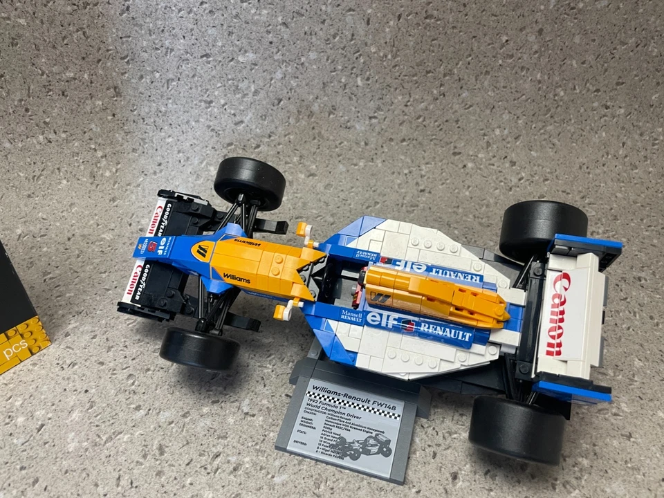 LEGO Icons 10353 Williams Racing FW14B & Nigel Mansell, Foto 2 von 5