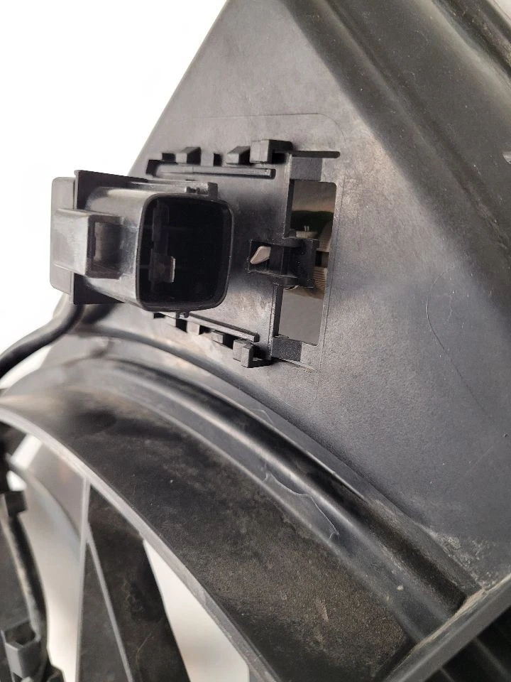 2011 - 2021 DODGE DURANGO Radiator Fan Motor Fan Assembly Foto 4 de 4