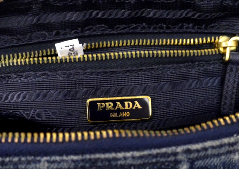 Authentic ◆ PRADA CANAPA vintage Denim Crossbody shoulder bag camera pouch Blue◆ thumbnail 9