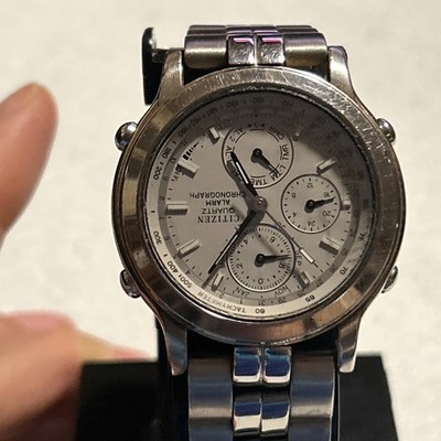 Vintage Citizen Attesa  Day Date Titanium Eco Drive Solar Mens Watch Scratched