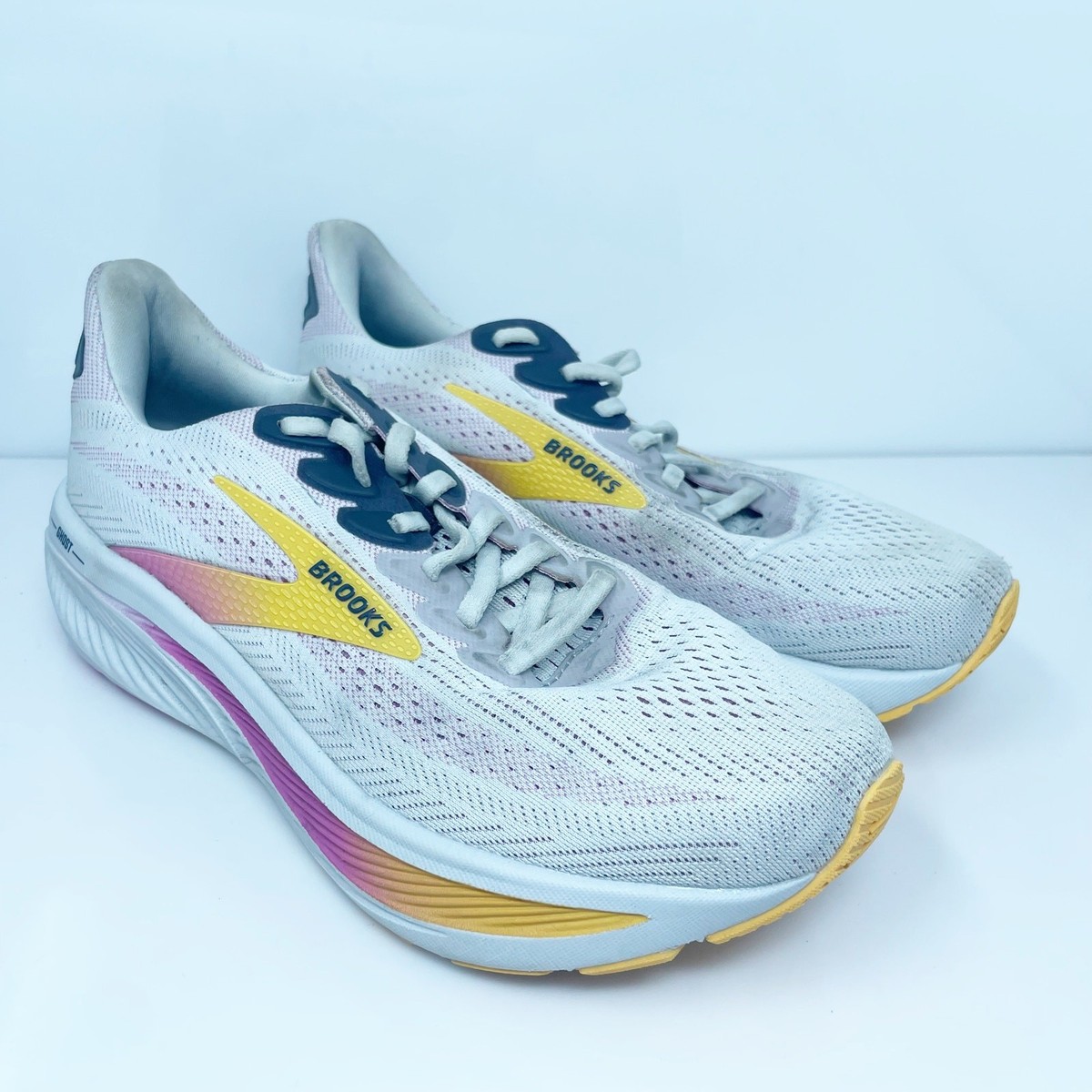 Size 8 - Brooks Ghost 17 Wide Oyster Apricot Pink W for sale