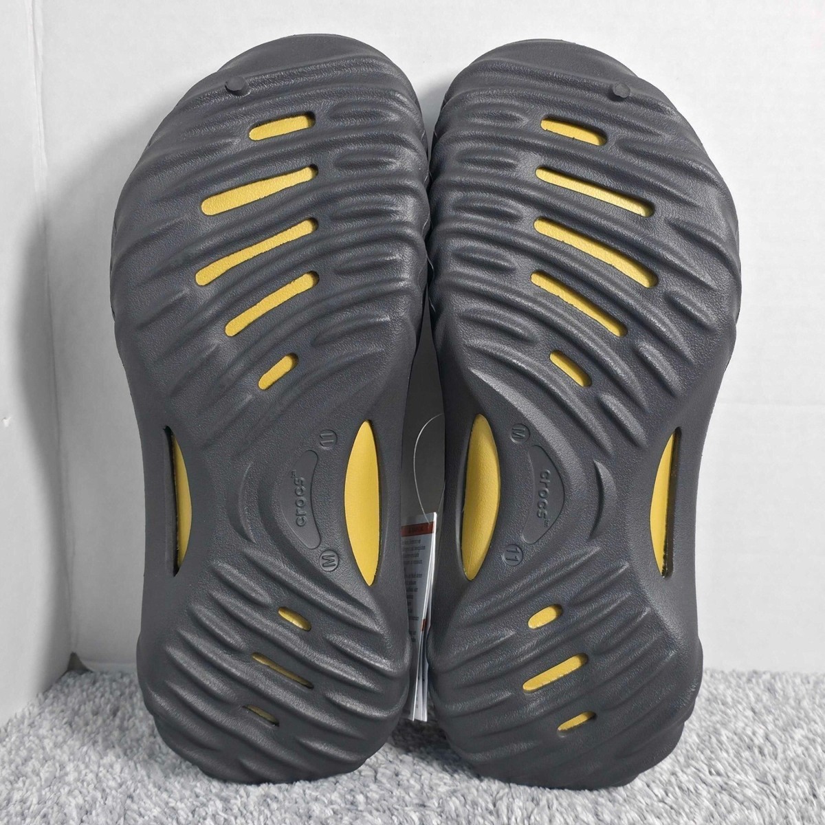 Crocs Echo Wave Clogs Men