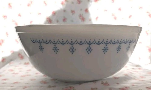 Pyrex Snowflake Blue Garland Mixing Bowls 4 Set Retro 70's Vintage #401-404 Euc