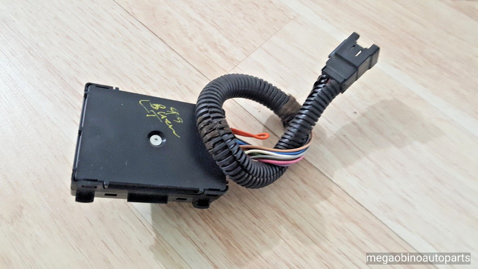 Used GM Driver Power Seat Adjuster Switch (6-Way) For Chevy Blazer & Jimmy – A1008003