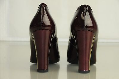 CHANEL✳︎ボルドー．靴37 New Chanel Burgundy Wine Bordeaux Patent Leather Logo Heels