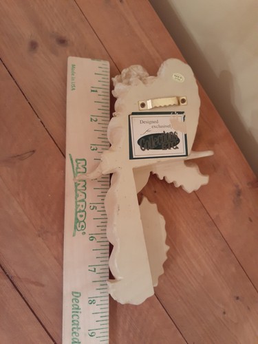 Angel Wall/Trim Hanging Sculpture, 8” Resin, Detailed Ivory, GIFT Quality - Picture 6 of 16