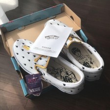 US8.5 Jojo's bizarre adventure Vans x Golden Wind Bruno Bucciarati EU42 UK8 NEW