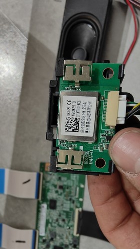 Lot De Pièces Pour TV Thomson 65UD6326 - Haut-parleur, Carte Wifi, Pieds T-CON, Nappes, Occasion Fonctionnel