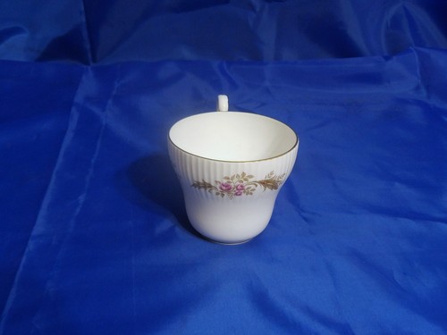 CROWN STAFFORDSHIRE CUP & SAUCER Gold Leaves, Rose Pansy, Ribbed, Scalloped - Picture 8 of 11