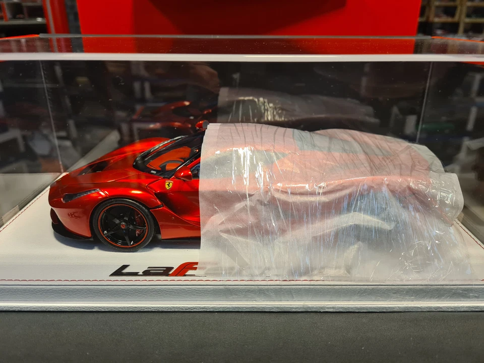 Ferrari LaFerrari Rosso Fuoco One Off Special Hamilton 1/18 BBR1822H8DIE1 BBR - Immagine 2 di 3