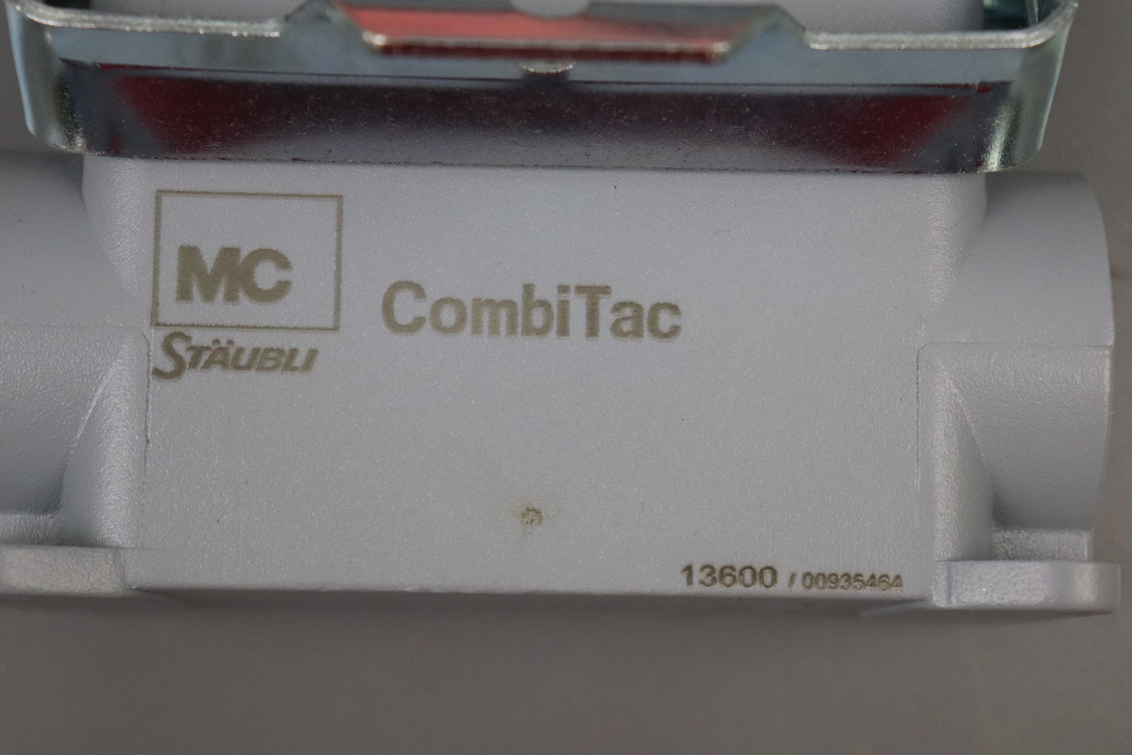 Cache Connecteur Encastré Stäubli CombiTac - Référence 34.98387 (B1049)