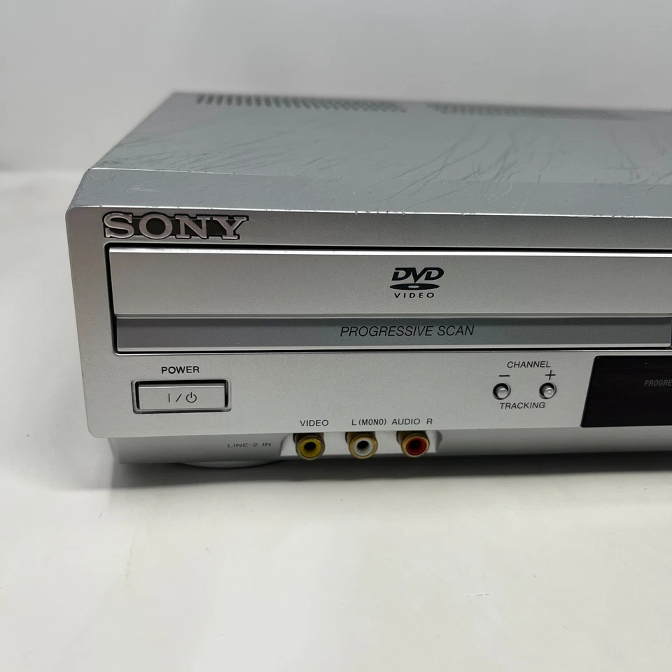 Sony DVD VCR Combo Reproductor Grabadora VHS SLV‐D370P - Plateado PROBADO Foto 3 de 4