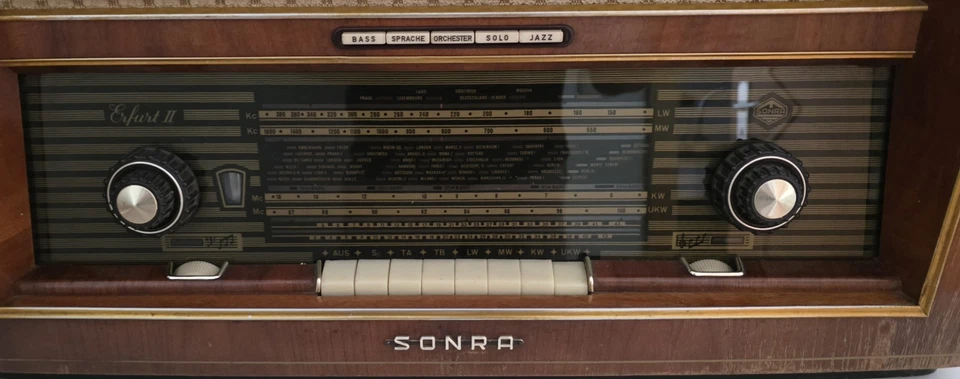 Sonra I Erfurt II I Super 8118/58 GWU 3D I Stern-Radio Sonneberg I Roehrenradio - Bild 3 von 4