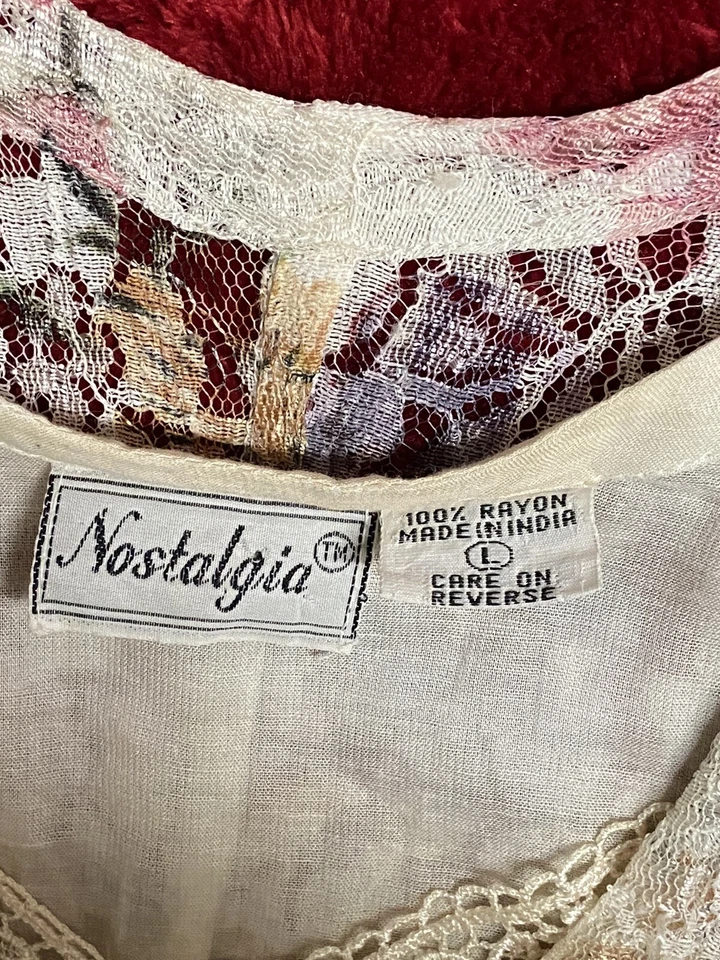 Vestido de Año Nuevo Semi Floral Crema Encaje Floral Rosa Nostalgia De Colección Para Mujer Foto 4 de 4