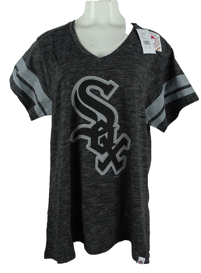 Chicago White Sox MLB Majestic Women's Plus Size Graphic T-Shirt