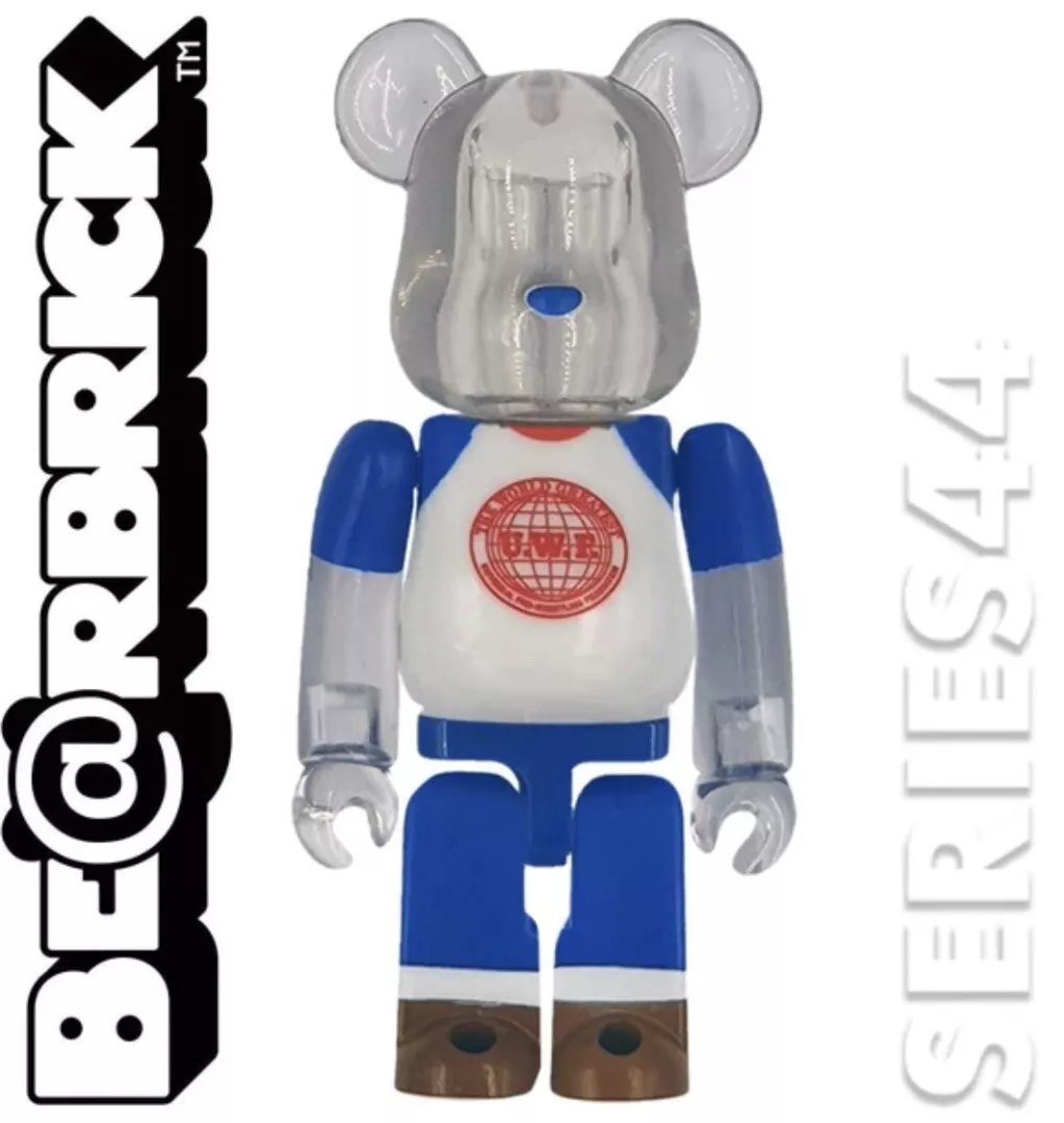 Medicom 100% Bearbrick Series 44 - (Secret) U.W.F Universal Wrestling  Federation