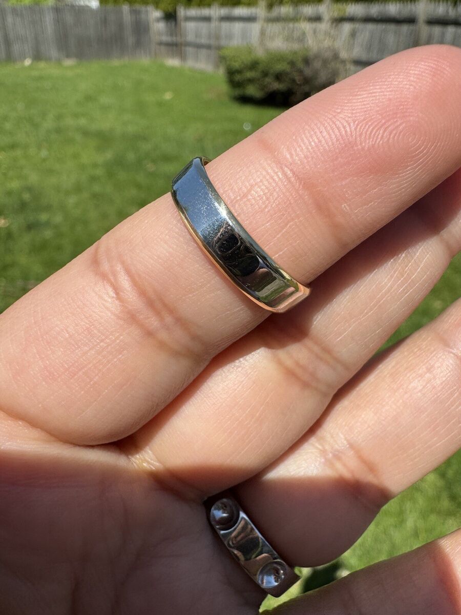 18k Yellow Gold and Platinum BURBERRY Band - Size 8 | eBay 18k Yellow Gold and Platinum BURBERRY Band - Size 8 | eBay