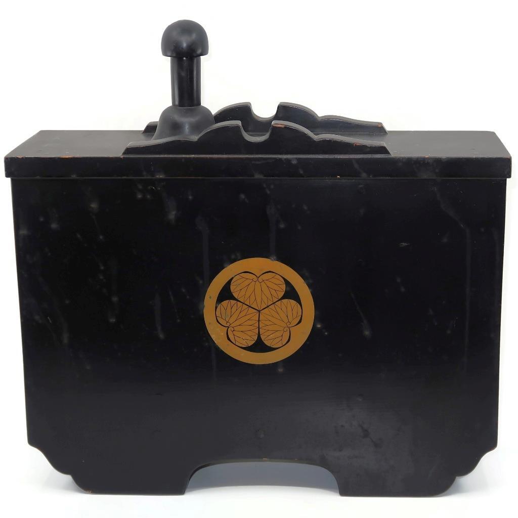 sakihan22さま Japanese 19th Century Kokoro Black Lacquered Sake Casks, 16