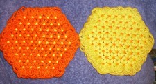 2 PC ORANGE & YELLOW HOT PAD TRIVET 9" x 9" CUTE HANDY & HANG MADE IN USA