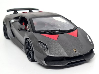 Burago 1/24 Lamborghini Sesto Elemento Matt Black Diecast Scale Model Car