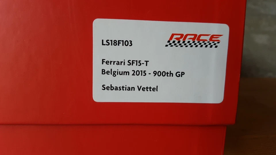 Looksmart Ferrari SF15-T #5 Sebastian Vettel Belgium 2015 900th GP 1/18 LS18F103 - Immagine 2 di 4